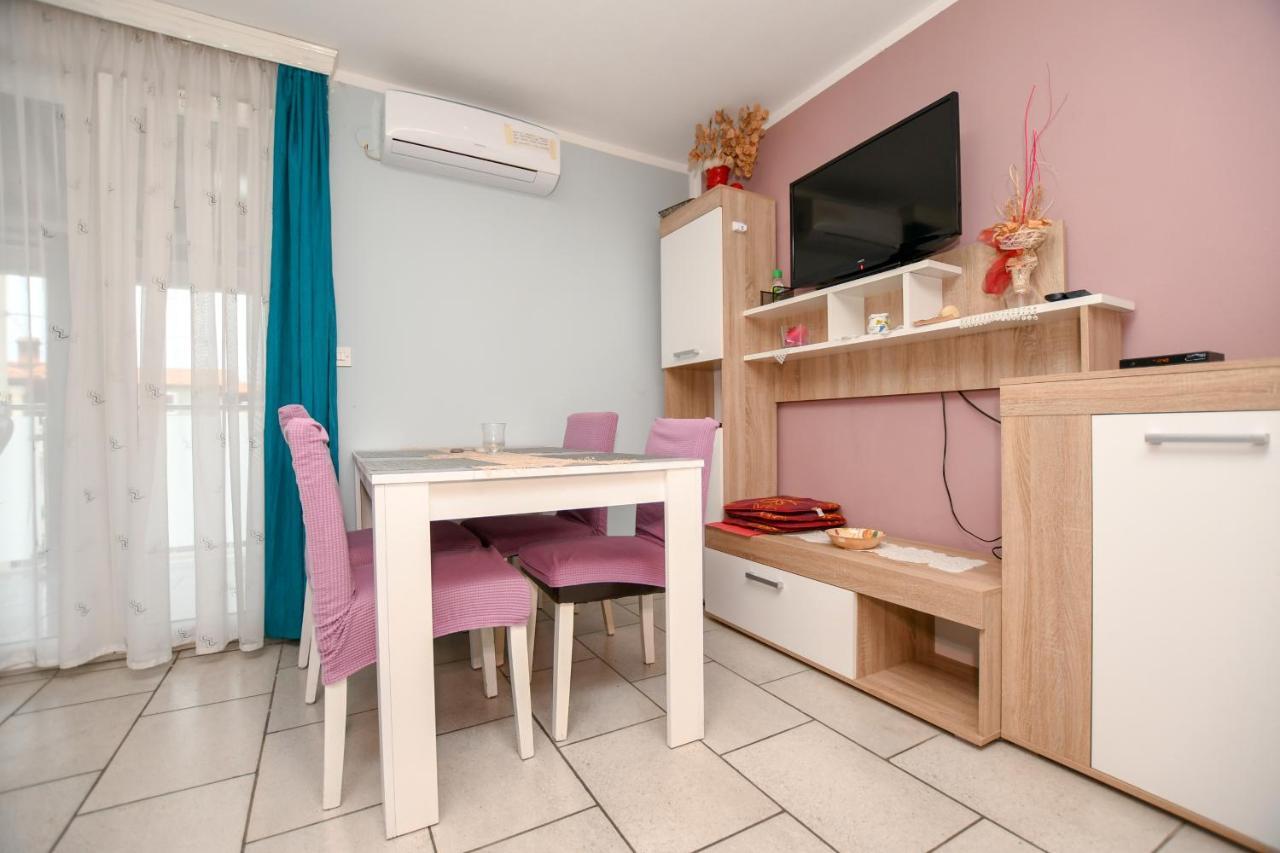 Apartments Katja Porec Exterior photo